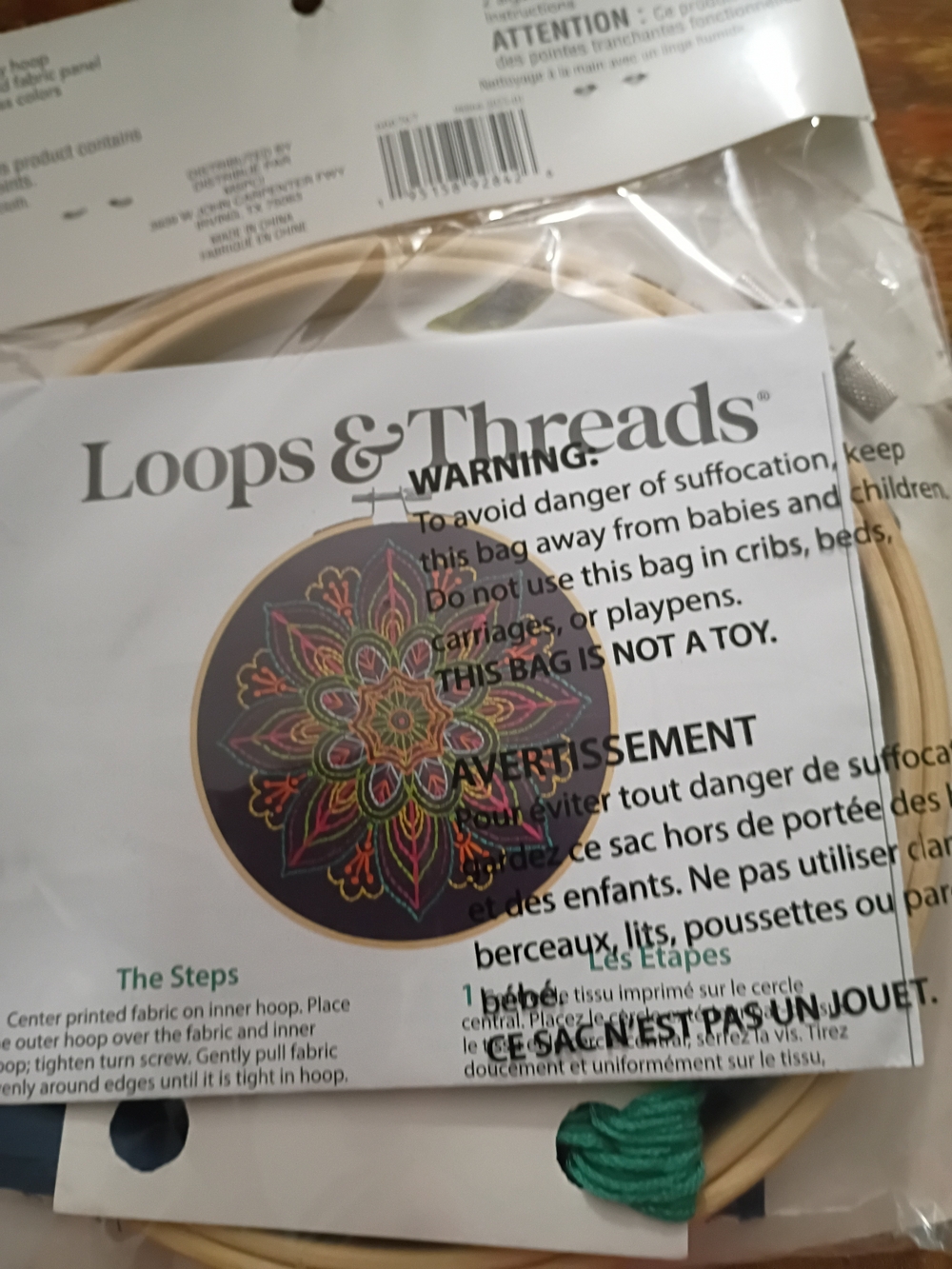 Embroidery Hoop Kit - Multicolor - Picture 2 of 7